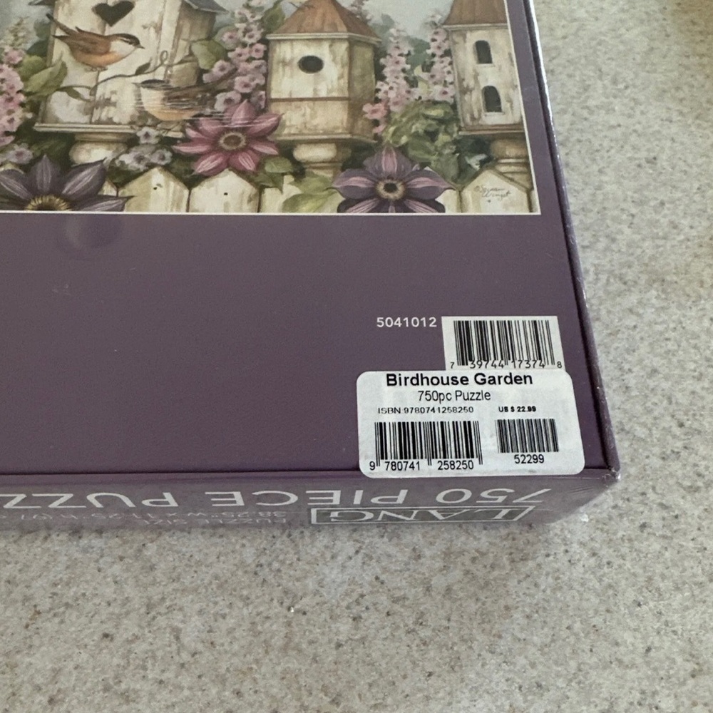 Lang 3 foot puzzle, Home & Hearth 750 pieces, Brand New spring puzzle - Picture 6 of 7